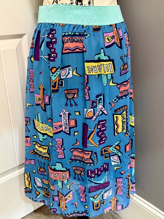 🦄 LuLaRoe Small Elegant Lola🦄 - Picture 5 of 8